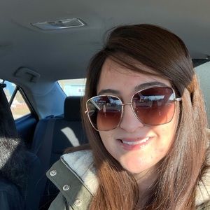 Meet your Posher, Karen